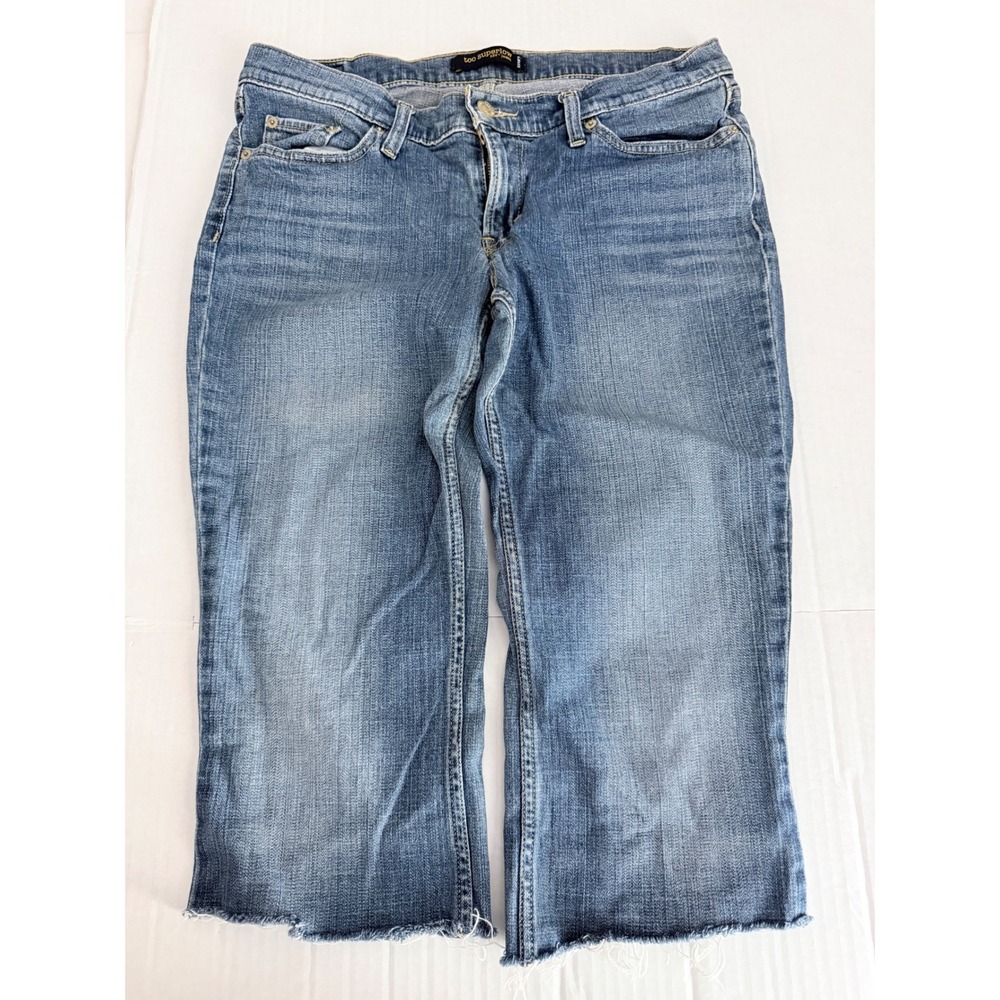 Levis 524 Too Superlow Jeans 11M Blue Denim Embroidered Raw Hem Capri Pants